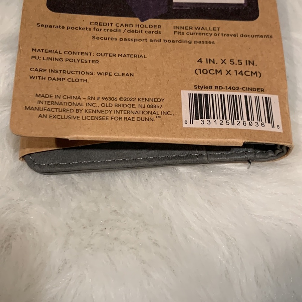 Rae Dunn RFID Passport Holder - Picture 4 of 5